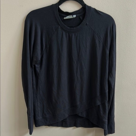 Athleta Criss Cross Black Sweatshirt Soft modal spandex Size Small - Picture 1 of 9